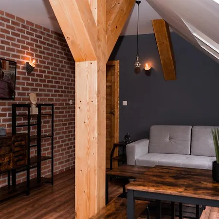 Parkhouse Apartment Roznava