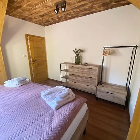 Parkhouse Apartment Roznava