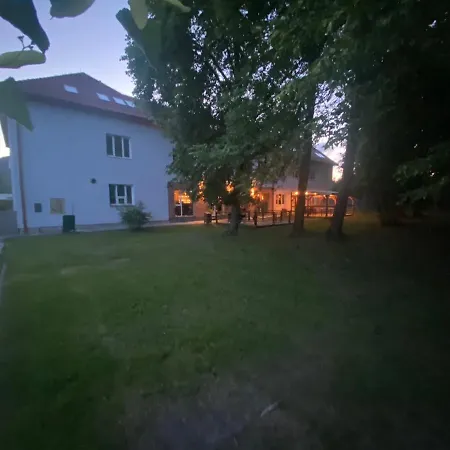 Parkhouse Apartment Roznava